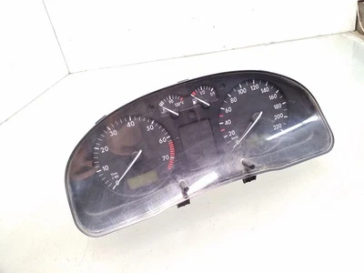 Cuadro de instrumentos velocímetro gasolina/gas Volkswagen Passat B5 1997 ARA347054 Foto 1 de 4