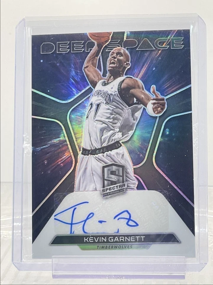 2022-23 SPECTRA DEEP SPACE SILVER PRIZM KEVIN GARNETT AUTO /75 AUTOGRAPH NBA - Image 1 of 4