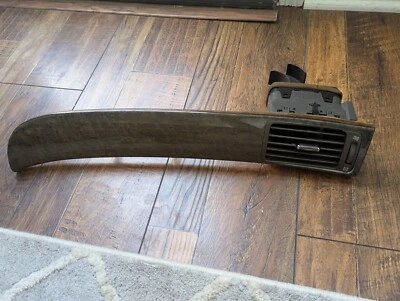 OEM 2001-2006 Lexus LS430 RH Passenger Air Vent Ecru Maple Wood Dashboard Trim - Image 1 of 4