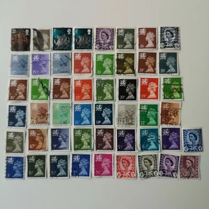 Great Britain Stamps Collection - 50 to 100 Wales Regional Issues - Picture 1 of 4
