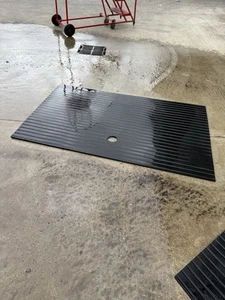 Ifor Williams Horse Trailer HB505R Rubber Floor Mats - Picture 1 of 2