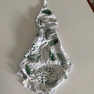 SNUGGLE HUNNY ORGANIC JERSEY Cotton WRAP & MATCHING BEANIE - Picture 1 of 5