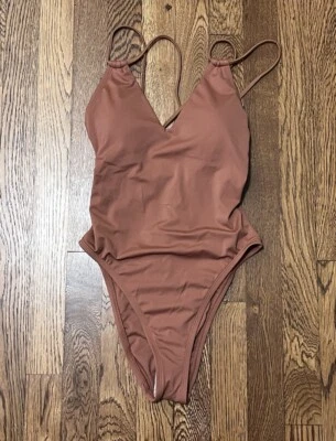 Maiô feminino Shade & Shore tamanho XS (0-2) perna alta atrevido uma peça marrom - Imagem 1 de 4