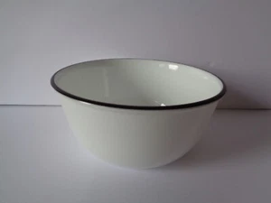 Corelle White with Black Rim 28-oz Deep Bowl New with Tags Classic Cafe Black - Picture 1 of 2