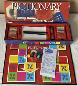 “Pictionary” board game, Hasbro/MB, 2000 **1 set of cards sealed**