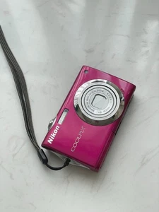 Nikon S4000 Burgundy-Nikkor Lens, 4.9-19.6mm Focal, ENGLISH, High-Quality Cam - Picture 1 of 5