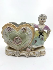Porcelain Women Figurine Ceramic Heart Vase 1055 Lady Wales - Picture 1 of 8