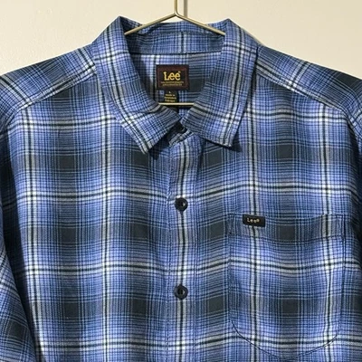Lee 男式法兰绒衬衫纽扣口袋户外工作蓝色格子 L 码全新带标签 — 第 1/4 张图片