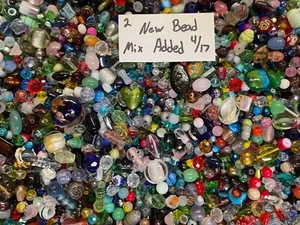 *~200~💕Piece Glass Loose Beads*7oz+ Bulk Mixed Lot #2 Craft Jewelry!!!😀* - Picture 1 of 10