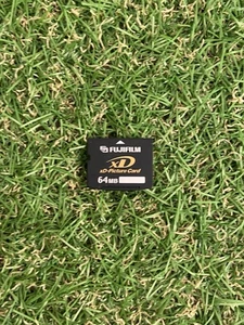 FUJIFILM xD-Picture Card 64MB (A164) - Picture 1 of 2