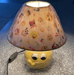 LITTLE “EMOJI” THEMED LAMP - Picture 1 of 21