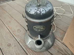 Vintage 1940's Rexair Model B Vacuum Cleaner W/ Accessories Hose Works Brush - Picture 1 of 9