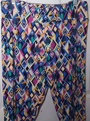 Leggings LuLaRoe Malévola Tamanho TC2 Tamanho 18+ Diamante Roxo Geométrico Alto e Curvilíneo  - Imagem 1 de 4