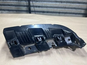 2018-20 FORD MUSTANG REAR LEFT BUMPER BRACKET HOLDER OEM JR3B-17D961-A 3363 - Picture 1 of 6