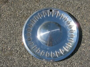 One factory 1961 Plymouth Savoy Fury Belvedere 14 inch hubcap wheel cover - Picture 1 of 24