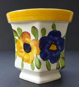 pre-owned GUC Ceramic Hexagonal Pedestal Decorative Flower Vase Planter Brazil - Picture 1 of 5