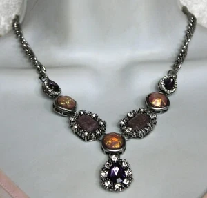 Collar de ballet nuevo con etiquetas tono plata estrás caída lagrima colgante 21" de largo - Imagen 1 de 2