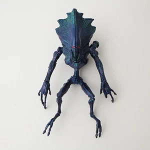 Modellino giocattolo vintage INDEPENDENCE DAY ALIEN anni 90 Trendmasters - Foto 1 di 5