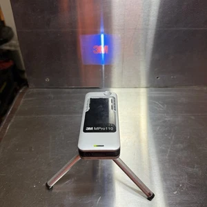 3M Micro Professional Projektor MPro110 - Bild 1 von 5