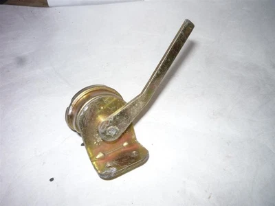 Interruptor de luz de freio de caminhão Chevrolet 1955-59 novo - Imagem 1 de 2