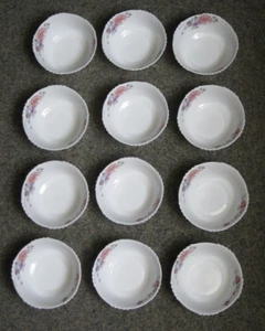 12 weiße Porzellan/Keramik Schüsselchen Essgeschirr, f.Salat, Nachspeise - Bild 1 von 6