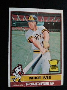 1976 Topps Baseball Card # 134 Mike Ivie - San Diego Padres