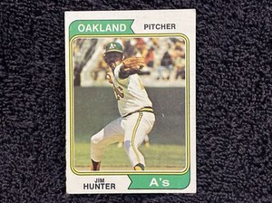VINTAGE 1974 Topps #7 Jim Catfish Hunter Card, Oakland A’s, NICE-LOOK!!