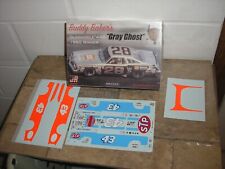 NICE Sealed 1/25 Nascar Buddy Baker Gray Ghost 1980 Oldsmobile 442 extra decals