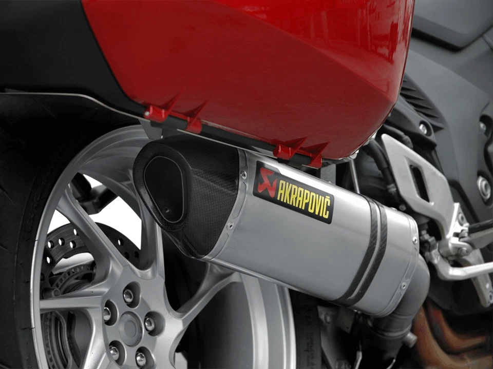 Escape deslizante AKRAPOVIC para Honda VFR 1200F modelo 2010 - 2015 - Imagem 1 de 2