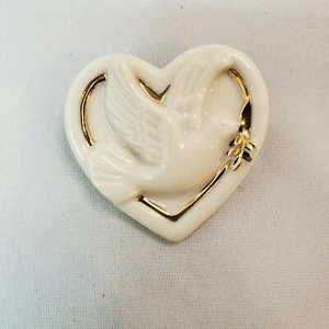 Lenox Handcrafted Porcelain Heart & Dove with Gold Tone Inlay Pin Brooch Peace - Picture 1 of 3