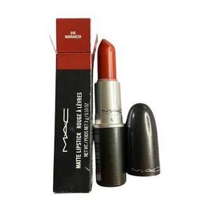 Lápiz labial mate Mac 646 Marrakesh tono marrón naranja intenso 0,1 OZ (3 g) - Imagen 1 de 3