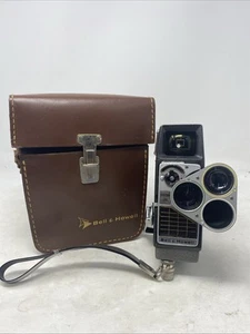 Vtg 8MM Movie Camera BELL & HOWELL ELECTRIC EYE TRIPLE 3 LENS & CASE - UNTESTED - Picture 1 of 21