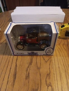 VINTAGE 1989 ERTL Collectibles Coin Bank 1918 Runabout Barrel True Value - Picture 1 of 10