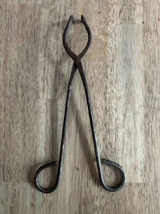 Lab Tongs ~ Prop from the Hit TV Show "The Munsters" - Picture 1 of 3