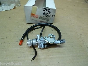 POMPE A HUILE YAMAHA YE 80 ZEST 1995-> 4JC-13100-00 - Bild 1 von 1