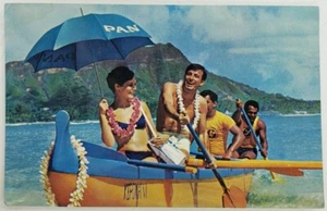 Hawaii Outrigger Canoe At Waikiki Beach Pan American Airline Postcard - Picture 1 of 2