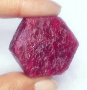 177.82 Ct Natural Ruby Loose Gemstone Red Ruby Corundum Uncut Rough - Picture 1 of 5