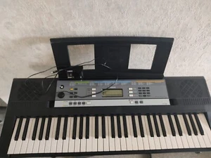 Keyboard Yamaha YPT-240, mit Ständer und Tasche - Bild 1 von 6