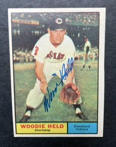 Autographed 1961 Topps Woodie Held Ex+ Cleveland Indians - Picture 1 of 2