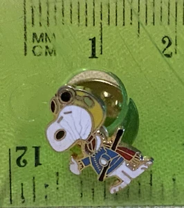 Snoopy WW1 Flying Ace Cloisonne pin : vintage AVIVA Peanuts - Picture 1 of 3