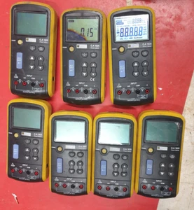 Lot de 8 Arnoux Chauvin Calibrateur de courant et de tension C.A 1631 - Imagen 1 de 2