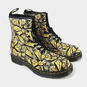 NEW Dr Martens 1460 Butterfly Print Lace Up Suede Boots 8-Hole Women's Size 7 - Picture 1 of 9
