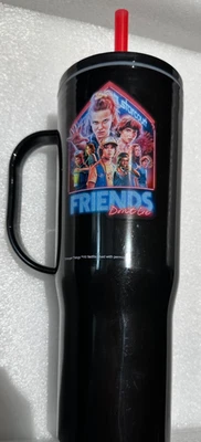 Stranger Things, Friends Don’t Lie, vaso 34 oz ZAK 2025 nuevo negro, pajita roja Foto 1 de 4