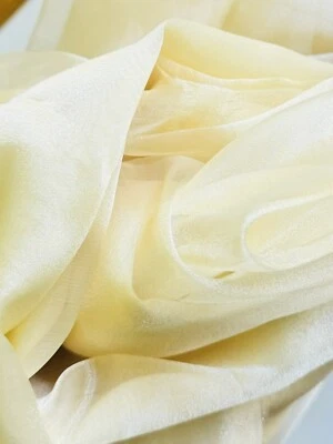 Tela de gasa color champán amarillo limón claro transparente 58" por yarda Foto 1 de 3