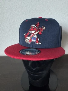 RETRO THROWBACK CHIEF WAHOO BAT & BONE INDIANS LOGO BLUE & RED SNAPBACK HAT NEW - Picture 1 of 6
