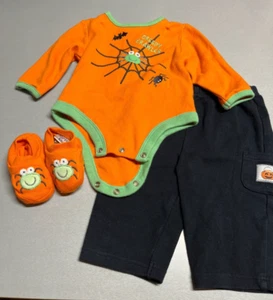 Nursery Rhyme ~ Gruseliger Crawler ~ Halloween Outfit mit Hose & Krippenschuhen Größe 3-6 Monate - Bild 1 von 6