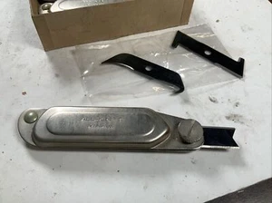 ONE(1) New NOS Vintage All-Kraft Carpet / Utility Knife Cutter With 3 Blades #RD - Picture 1 of 4