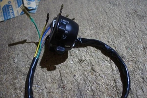 YAMAHA RD350 RD250 LH HANDLE BAR SWITCH  360-83973-00 NOS - Picture 1 of 7