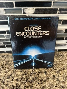 Close Encounters of the Third Kind 30th Anniversary Blu-ray 2-Disc Set w/ Book - Picture 1 of 3