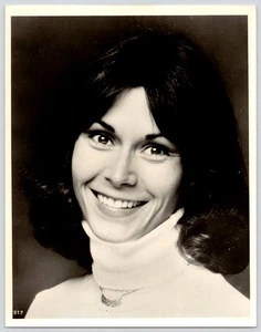 1976 Charlie's Angles TV Show Kate Jackson Actress Vintage Headshot Photo 8x10 - Picture 1 of 5